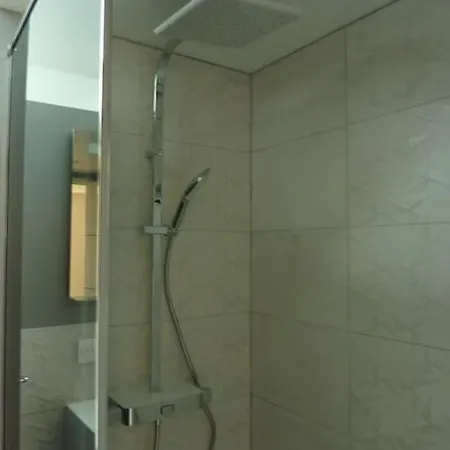 Dom wakacyjny Maison Renovee Dans Le Bocage Normand Avec Jacuzzi Canisy