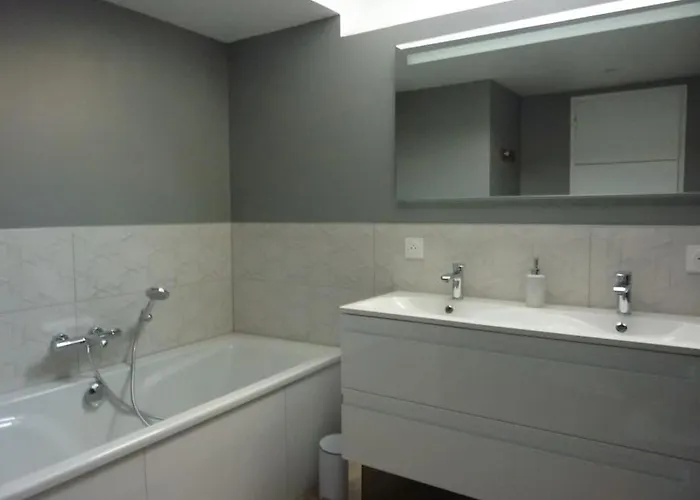 Maison Renovee Dans Le Bocage Normand Avec Jacuzzi Holiday home *